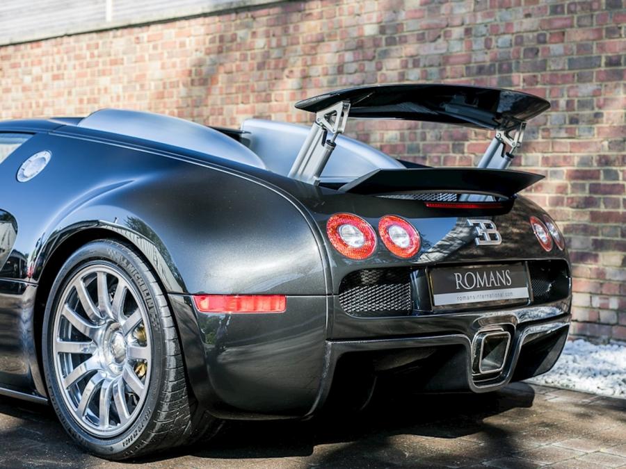 Детали экстерьера Bugatti Veyron 16.4 (57) 2007 года  (фото 26 из 28)